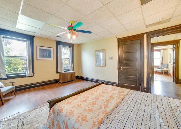 Spacious Rental: Walk To Frick Park!