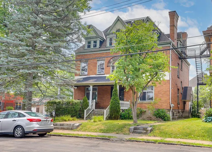 Holiday home Spacious Rental: Walk To Frick Park!